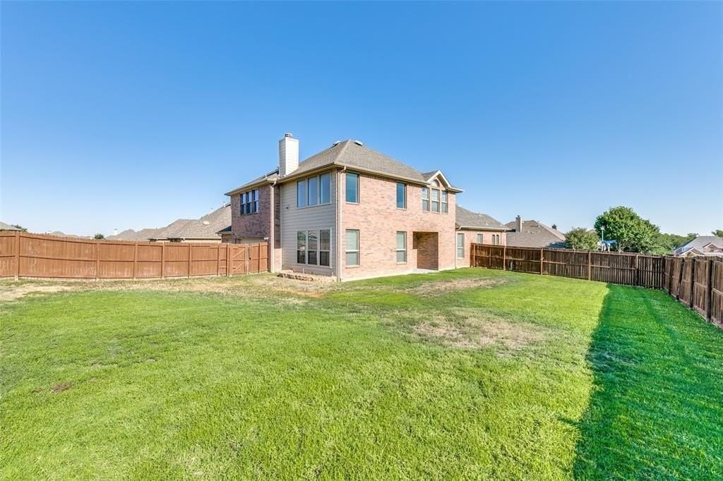 4328 Oak Bluff Lane - Photo 3 of 31