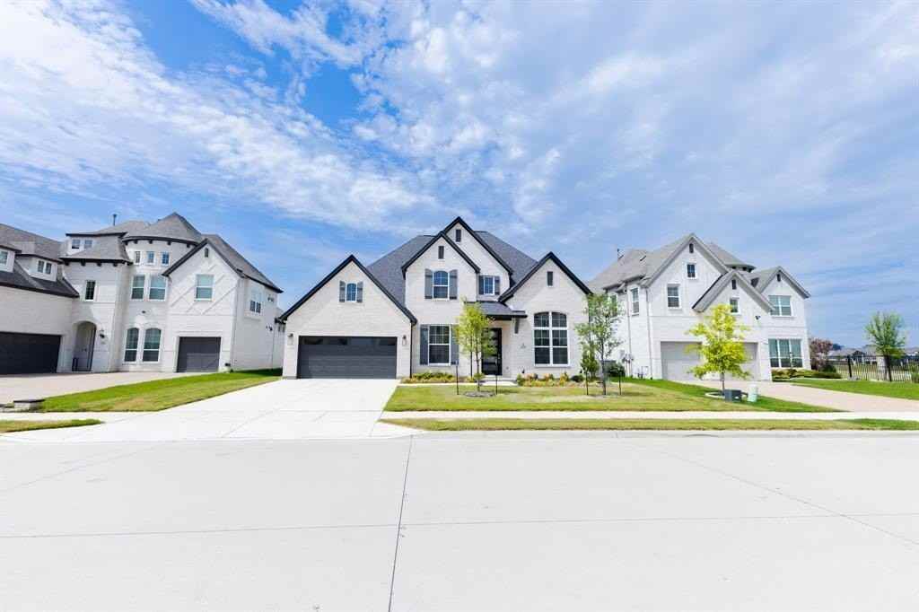 3020 Sunfish Street - Photo 4 of 34