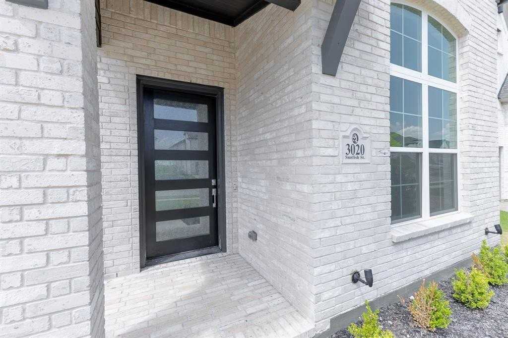 3020 Sunfish Street - Photo 5 of 34