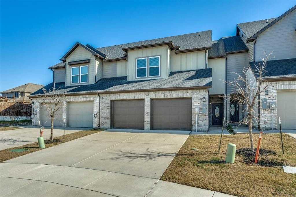 1026 Debby Court - Photo 2 of 25