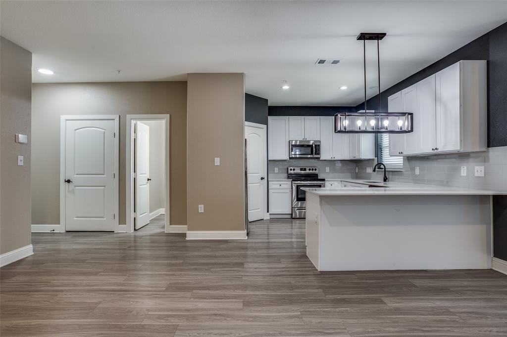 1026 Debby Court - Photo 7 of 25