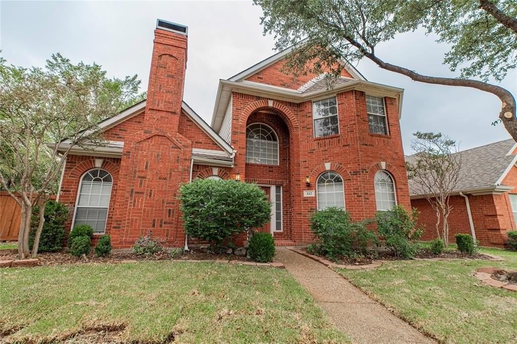 112 Midcrest Drive - Photo 2 of 37