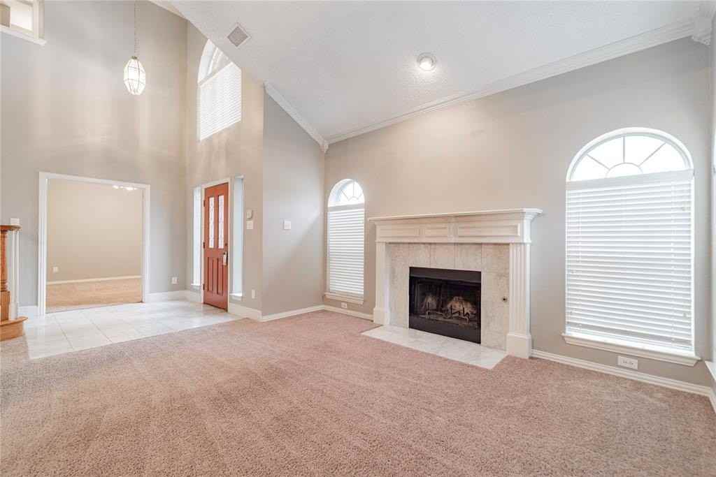 112 Midcrest Drive - Photo 7 of 37