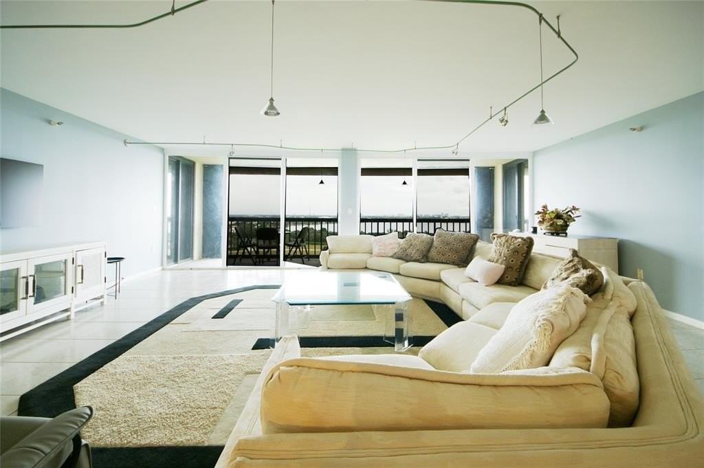 2480 Presidential Way #1903 - Photo 2 of 50