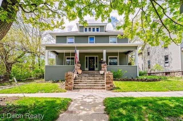 115 College Place - Photo 3 of 16