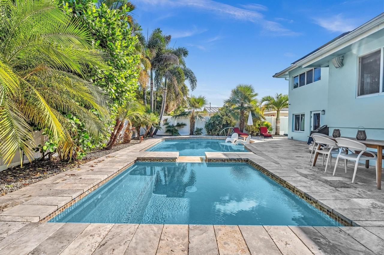 3450 Northeast 19th Avenue - Photo 2 of 50