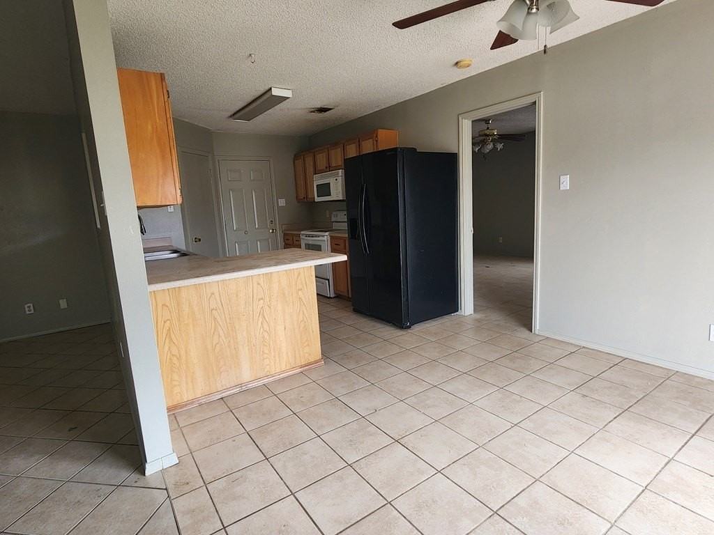 1220 June Lane - Photo 4 of 14