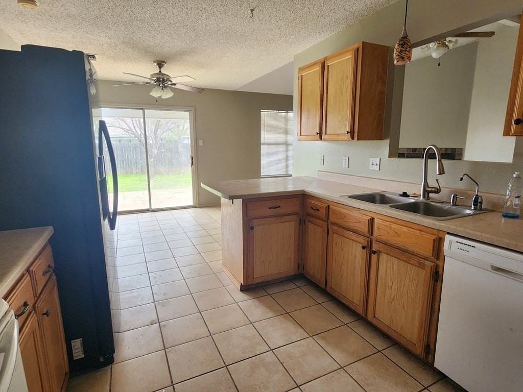 1220 June Lane - Photo 5 of 14