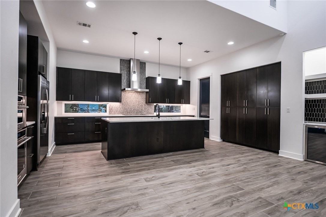 2109 Bella Vista - Photo 3 of 32