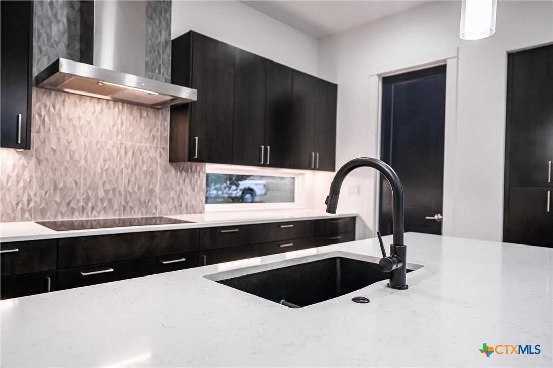 2109 Bella Vista - Photo 5 of 32