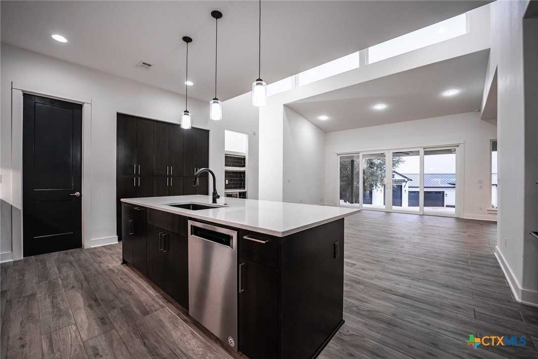 2109 Bella Vista - Photo 7 of 32