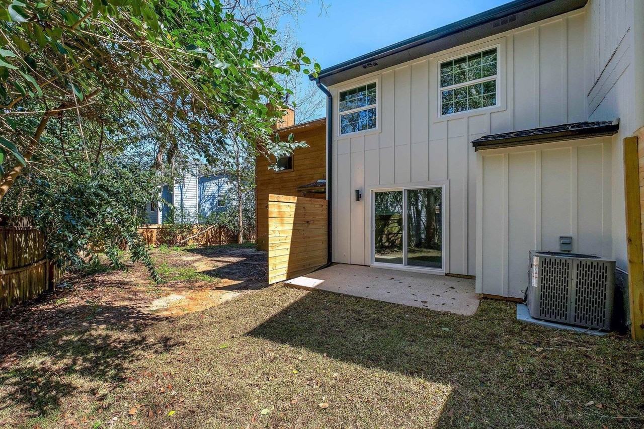 1226 Hidden Place - Photo 2 of 15