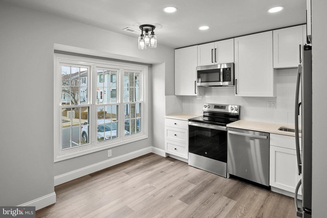 1515 Marlborough Court - Photo 5 of 23