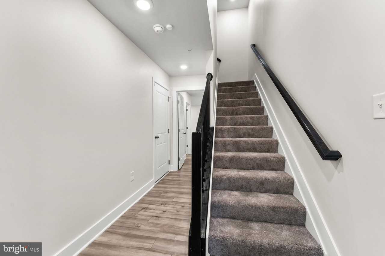 1700 Back Bay Rd - Photo 3 of 16