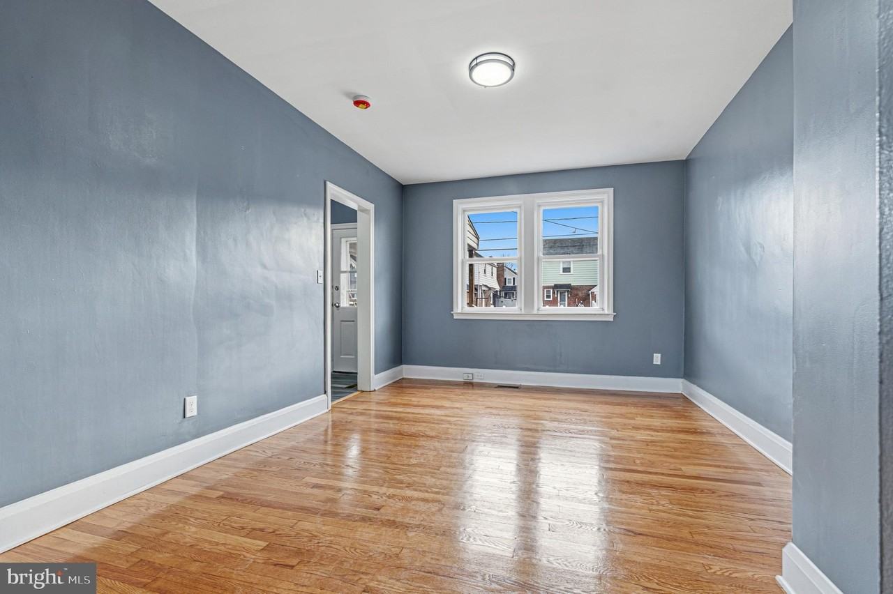 2410 Keyway - Photo 7 of 34