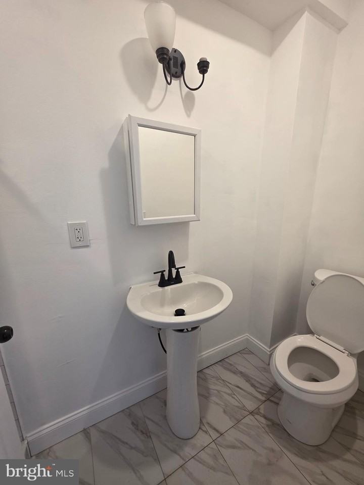 108 Cooper Avenue - Photo 5 of 13