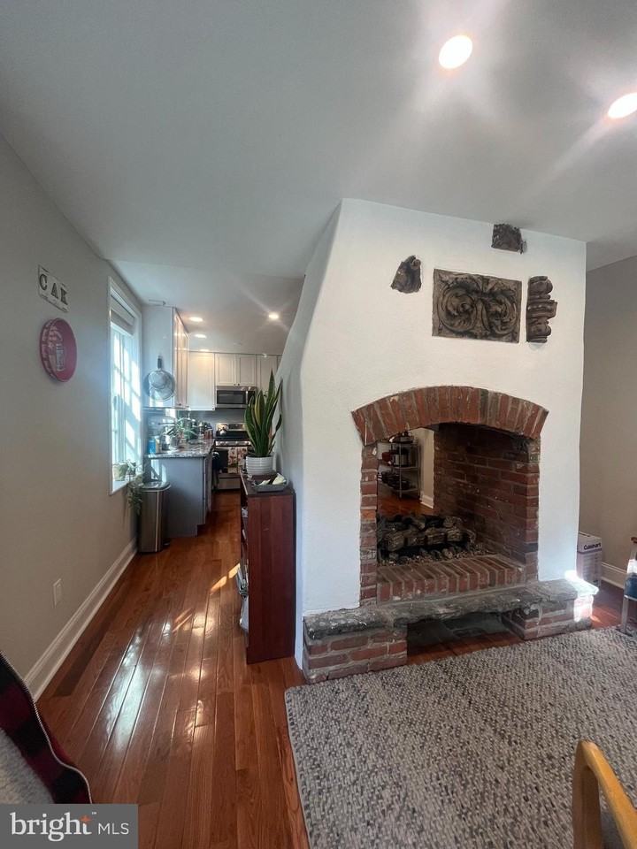 407 Cypress Street #1F - Photo 4 of 14