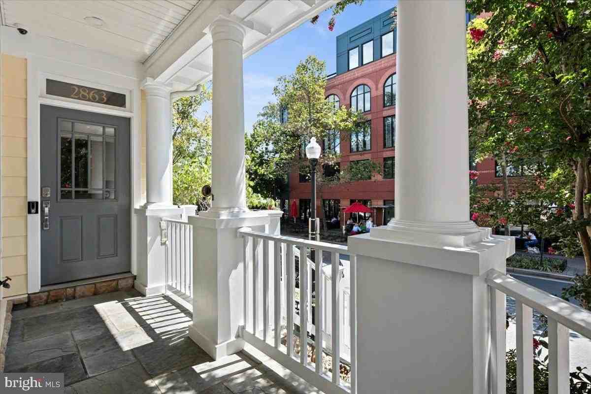 2863 11th Street North - Photo 4 of 43