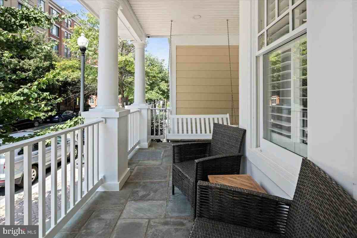 2863 11th Street North - Photo 5 of 43