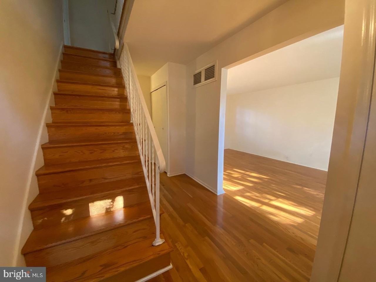 6731 Bellamy Avenue - Photo 4 of 19