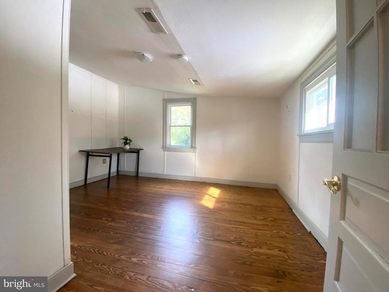 1601 North Seminole Trail - Photo 4 of 10