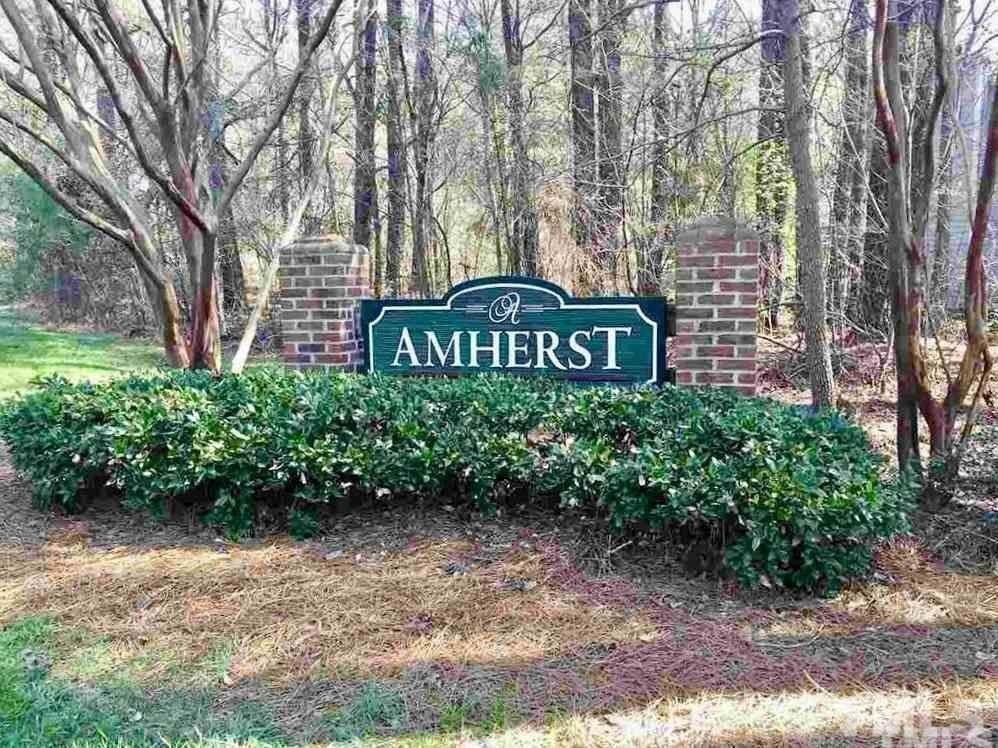 2825 Glastonbury Rd - Photo 2 of 21