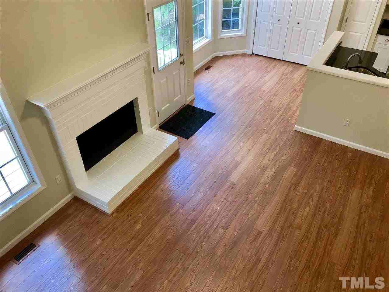 2825 Glastonbury Rd - Photo 4 of 21