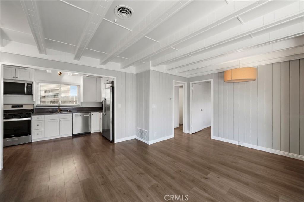 3212 2nd Avenue - Photo 6 of 24