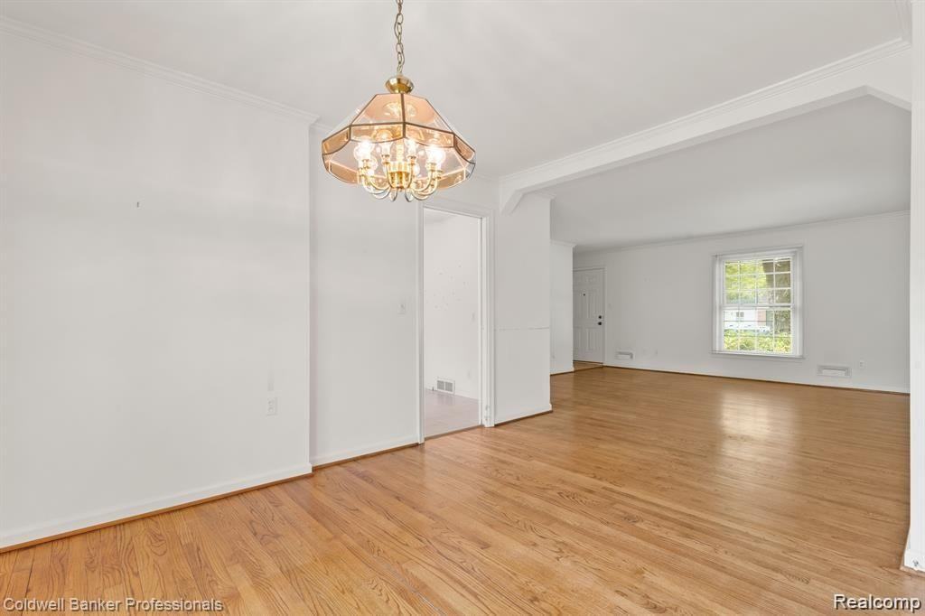 1845 Pembroke Road - Photo 6 of 19