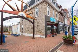 featured image of 215 Bridge Street