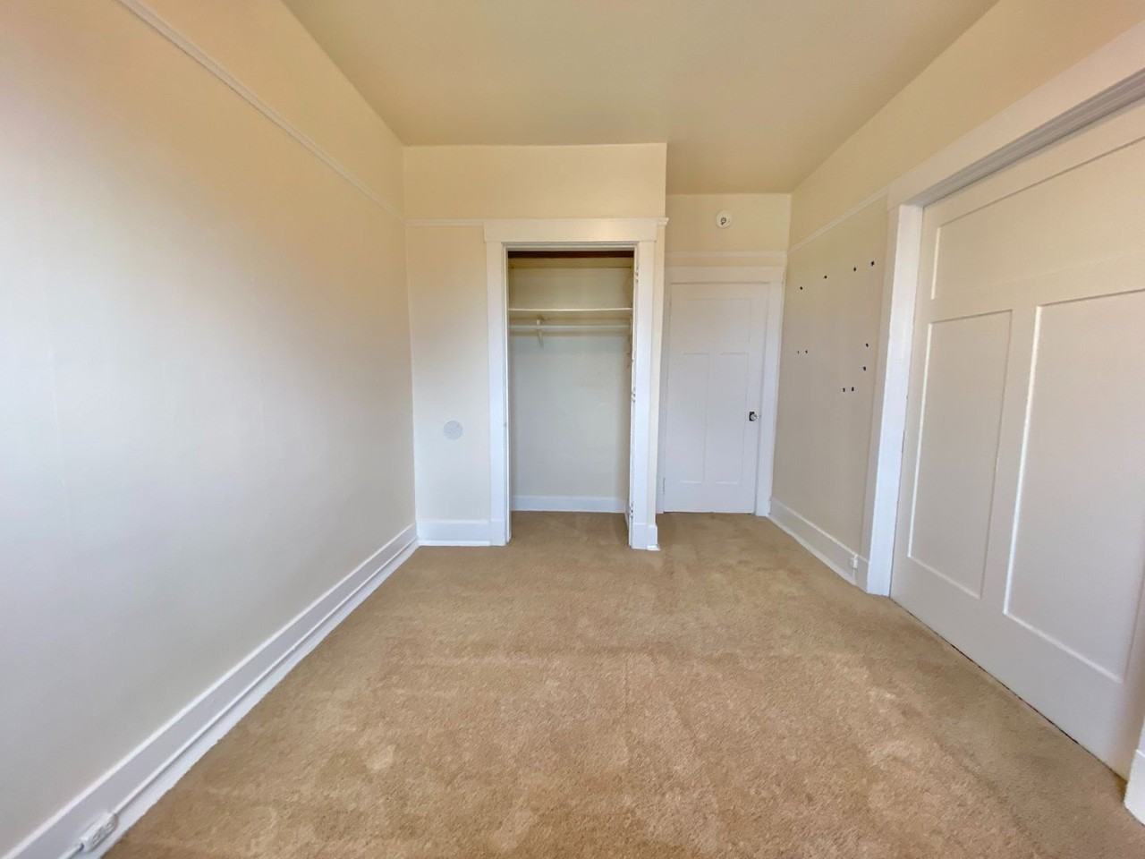 St Florence Apartments - Photo 6 of 50