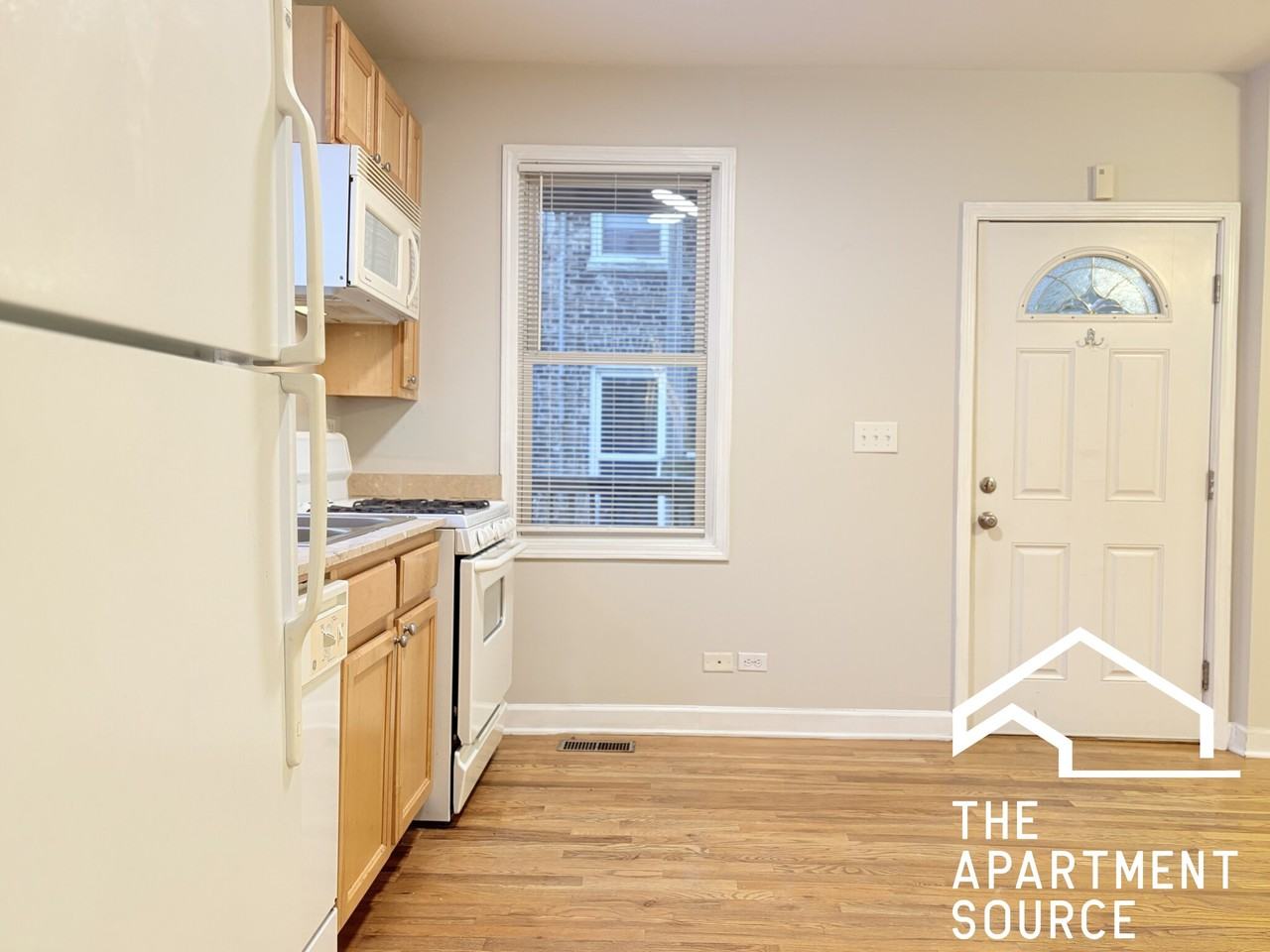 1512 West Erie Street #1 - Photo 5 of 16