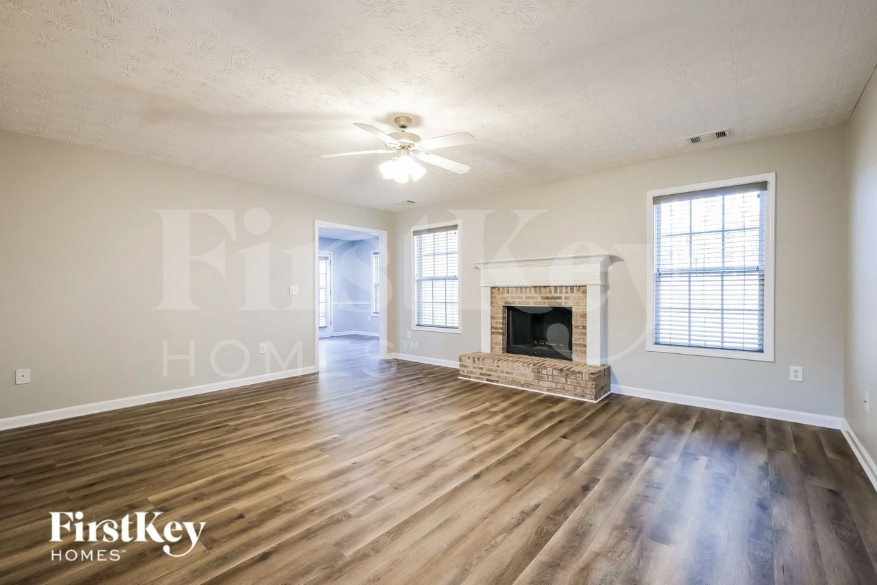 622 River Rock Cir - Photo 3 of 19