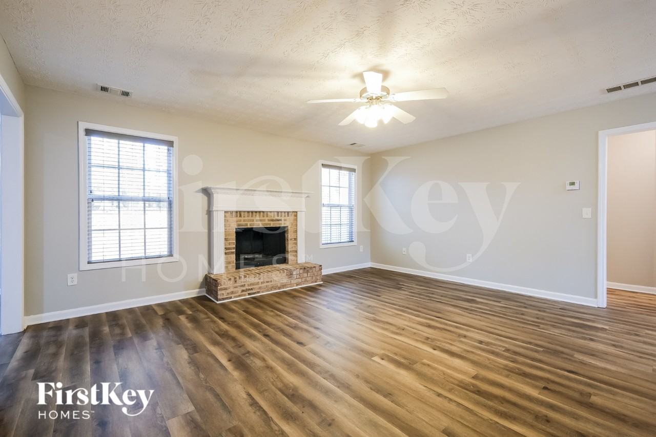 622 River Rock Cir - Photo 4 of 19