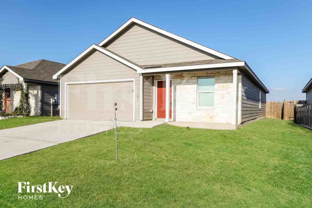 3921 Far Horizon - Photo 2 of 19