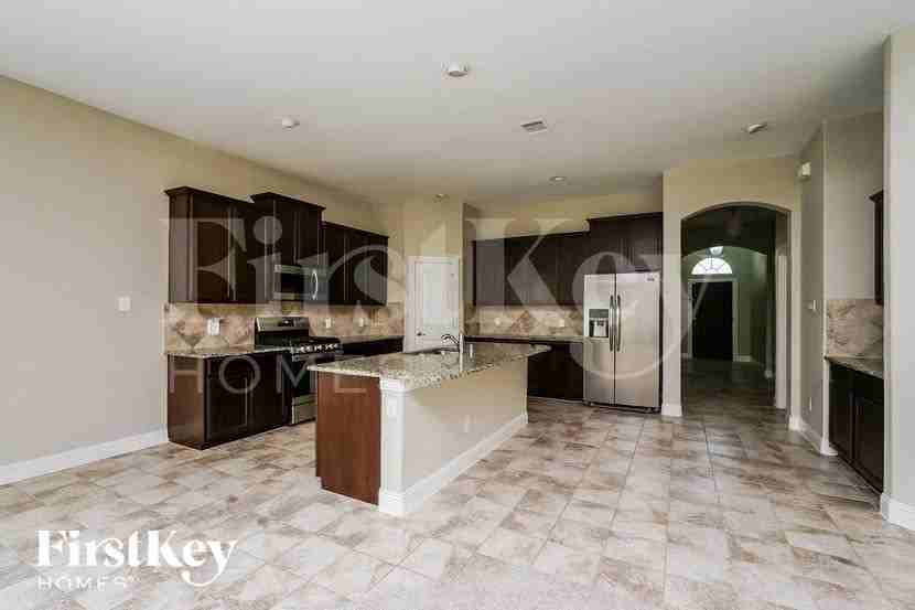 3813 Shadewell Street - Photo 6 of 15