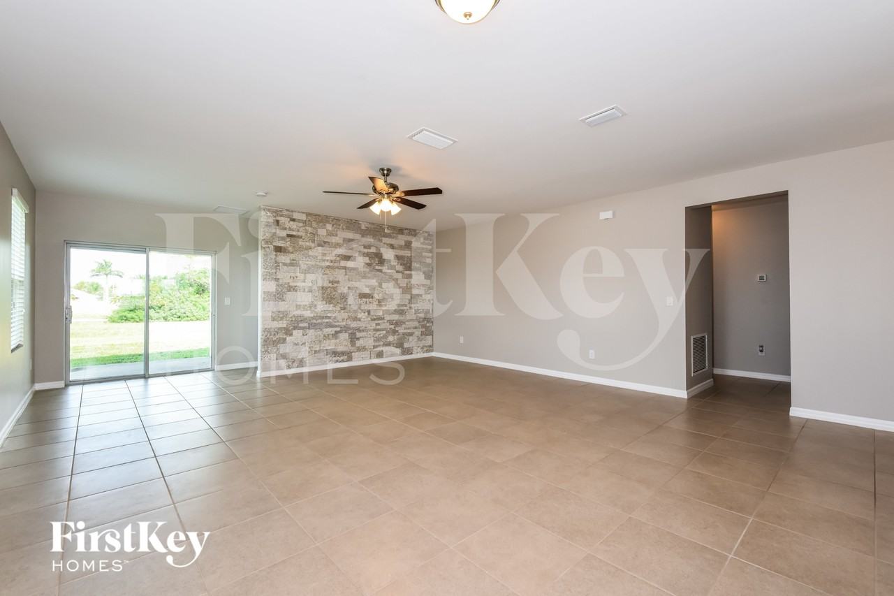 2235 Northwest 6th Terrace - Photo 4 of 15