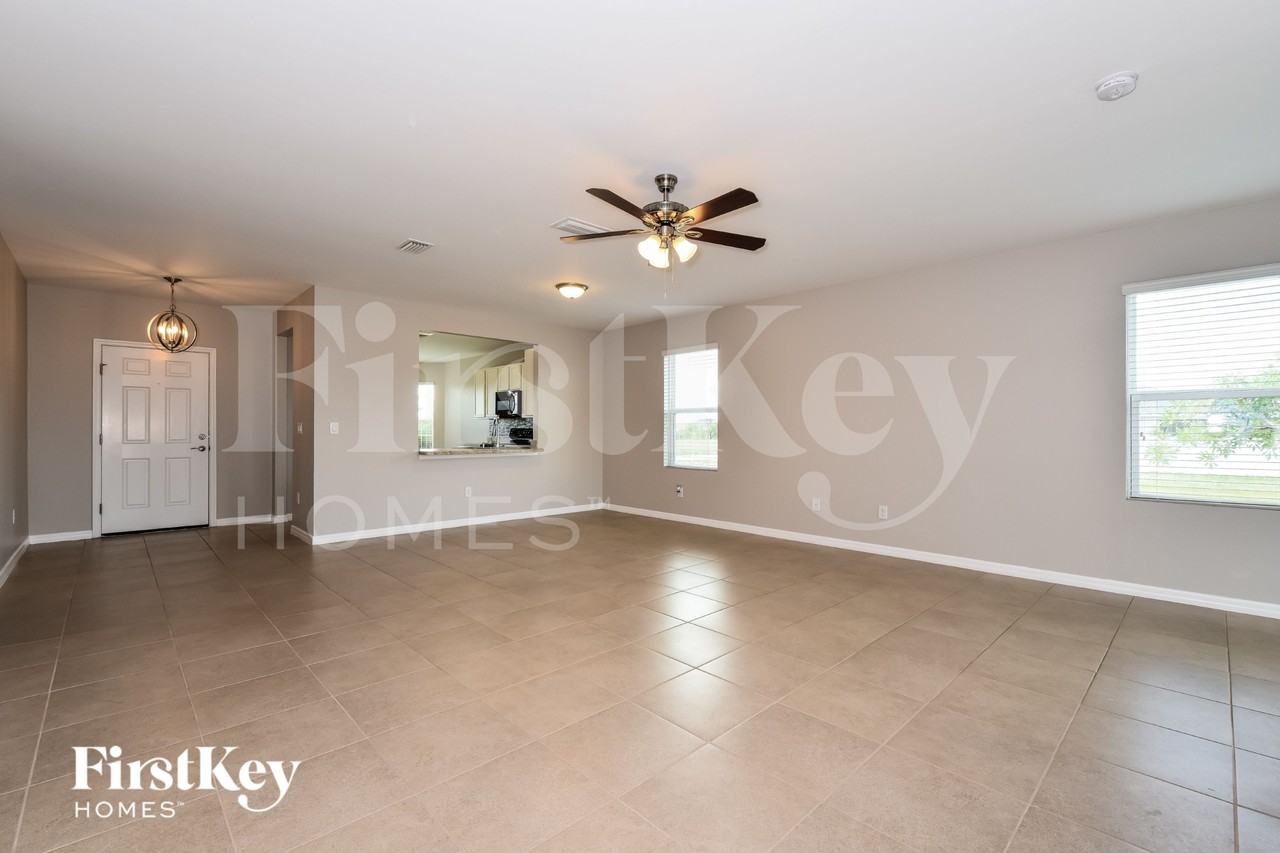 2235 Northwest 6th Terrace - Photo 5 of 15