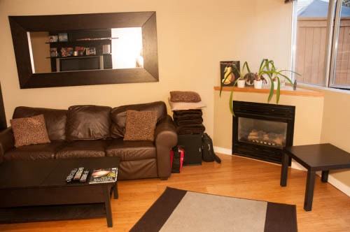 122 Second St E - Photo 4 of 16