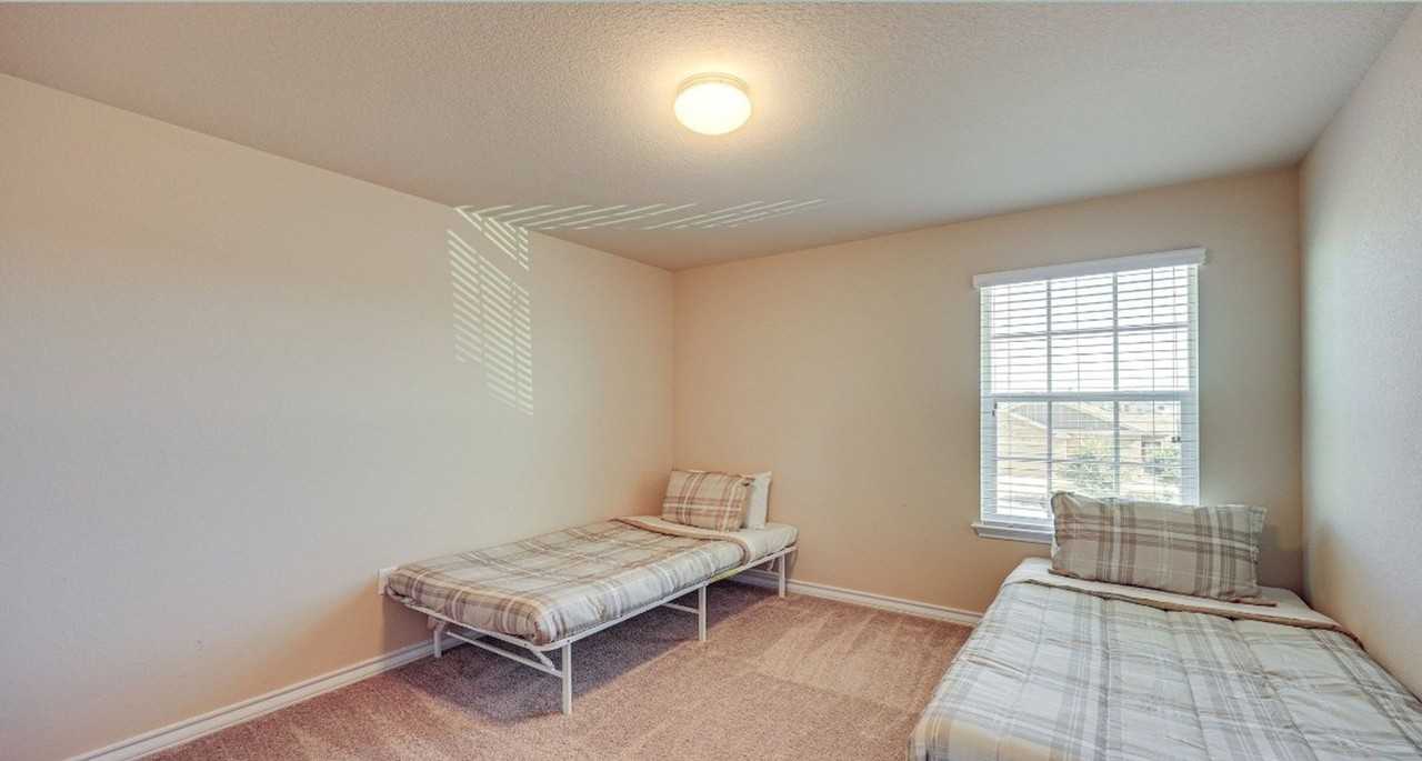 11723 Faldo Way - Photo 4 of 12