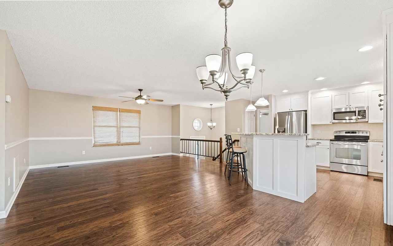 4125 Franklin Hill Boulevard - Photo 6 of 23