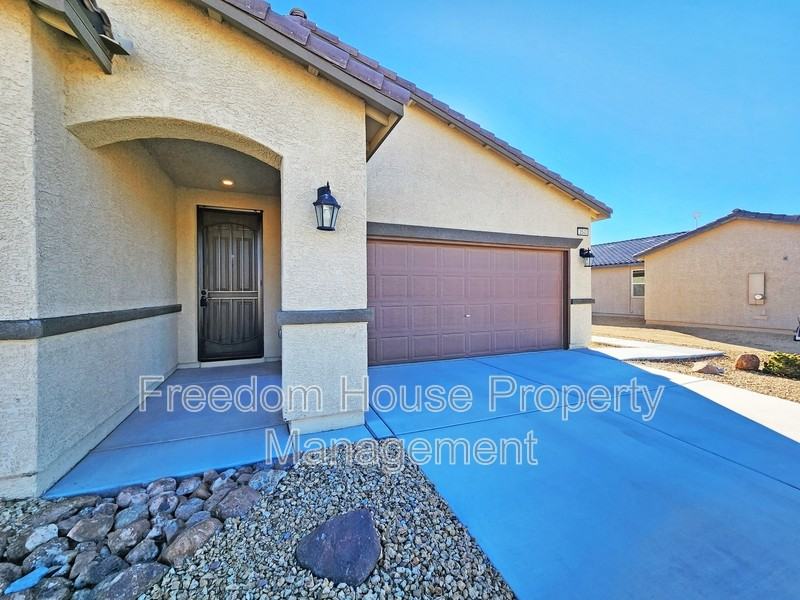 3543 E Wallowa Dr - Photo 5 of 43