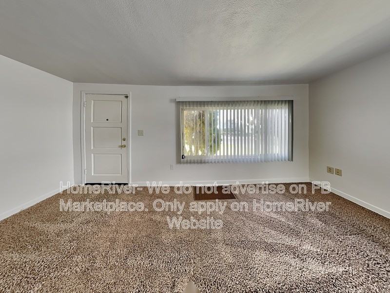 2628 West Wellesley Avenue - Photo 2 of 18