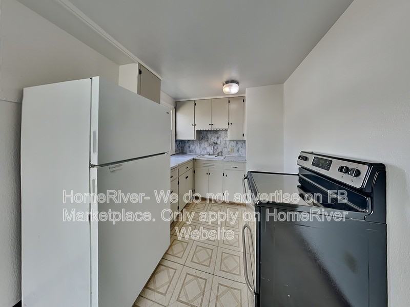 2628 West Wellesley Avenue - Photo 6 of 18