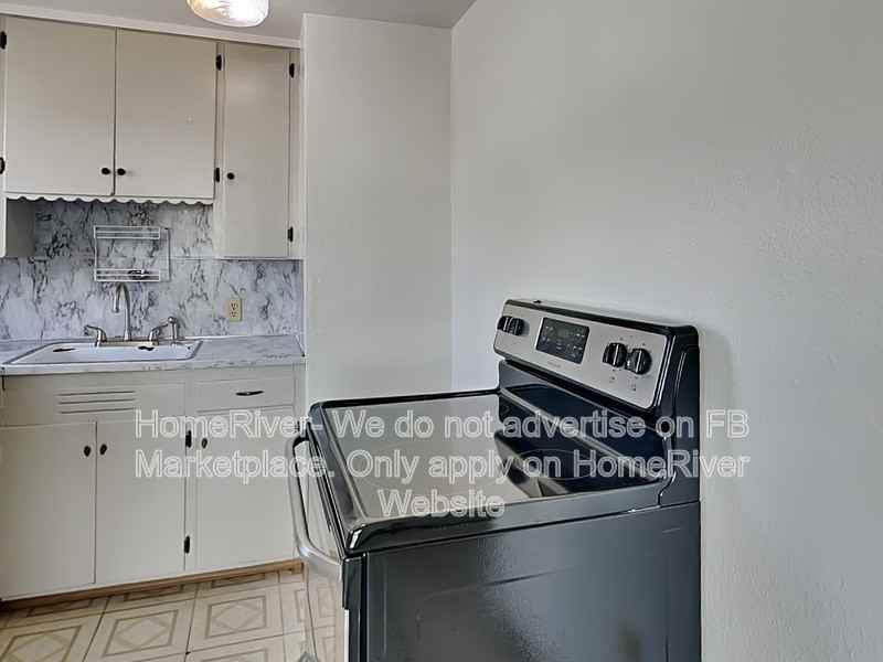 2628 West Wellesley Avenue - Photo 7 of 18