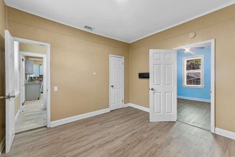 166 Kingston Ave - Photo 7 of 17