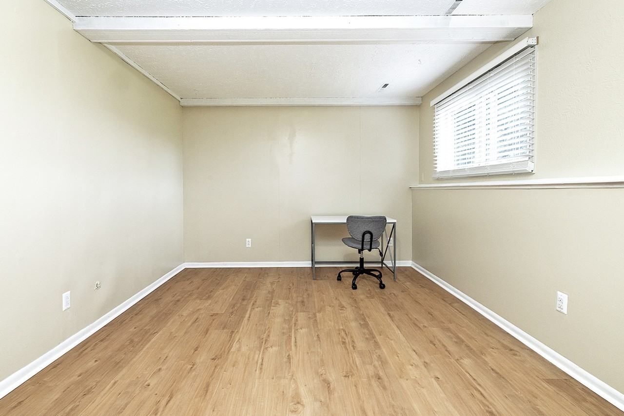 1540 Burcham Drive - Photo 7 of 23