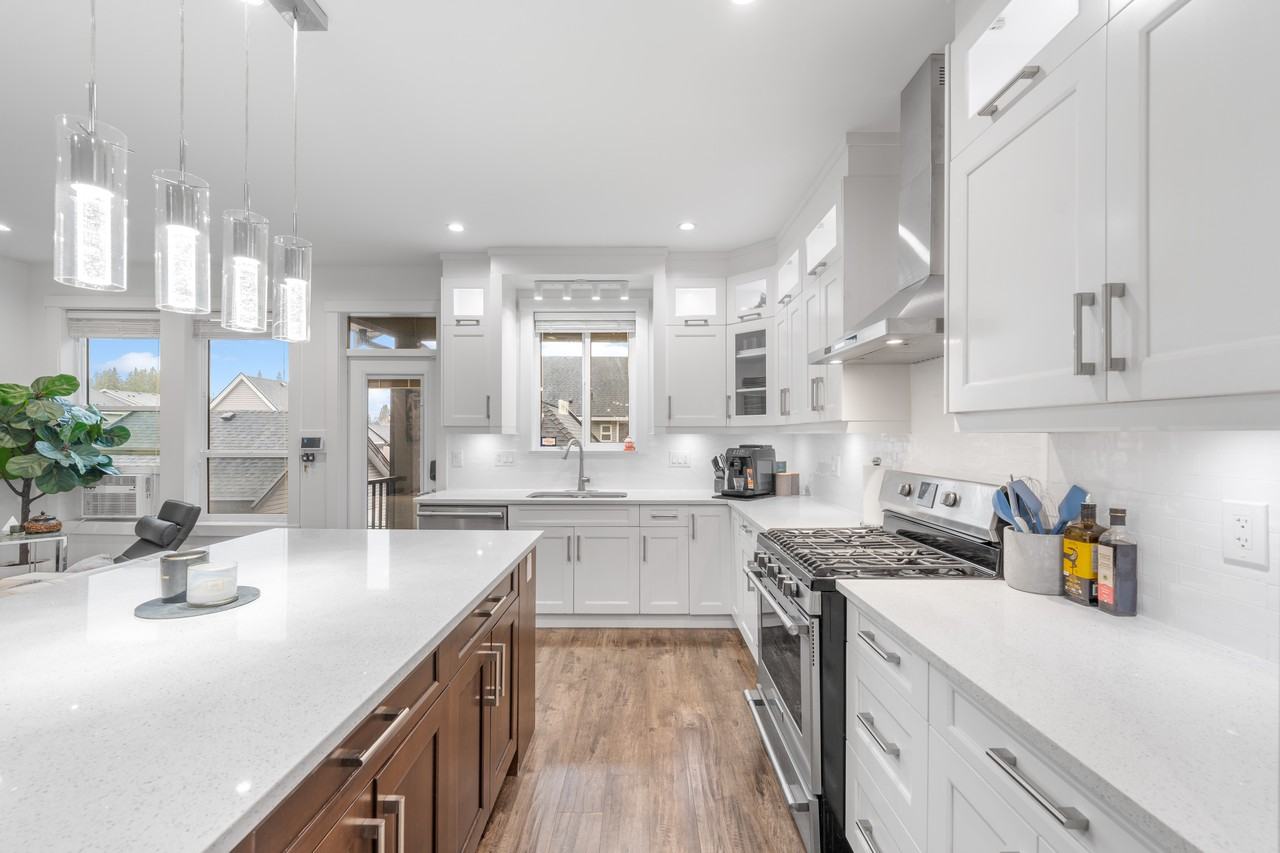 13843 60 Avenue - Photo 5 of 29