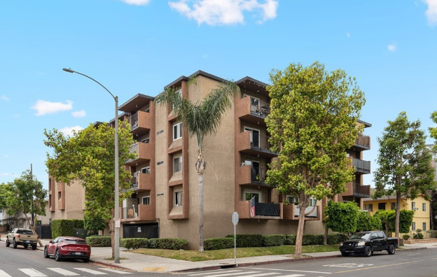 460 Golden Avenue #209 - Photo 4 of 13