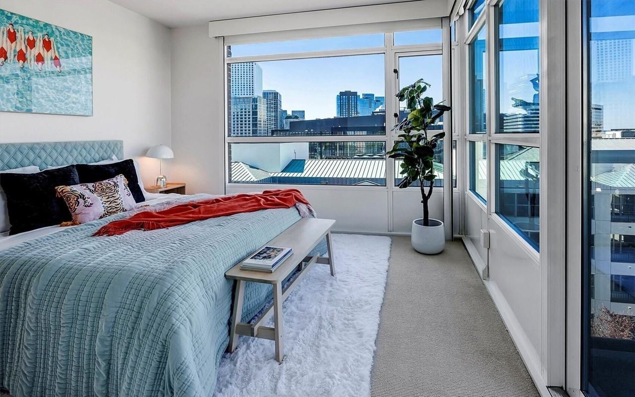 1420 Terry Avenue #904 - Photo 3 of 9